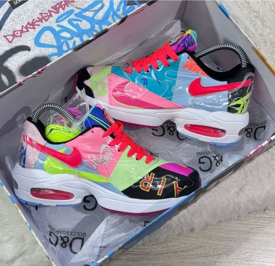 👟 Nike Air Max 2 Light – “Nike Payaso” Dale color, energía y estilo único a cada paso