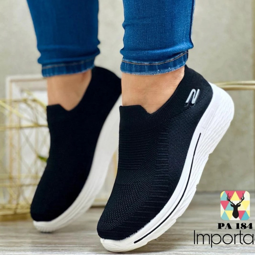 👟✨ Skechers Slip-On – Comodidad y Estilo que te Acompañan