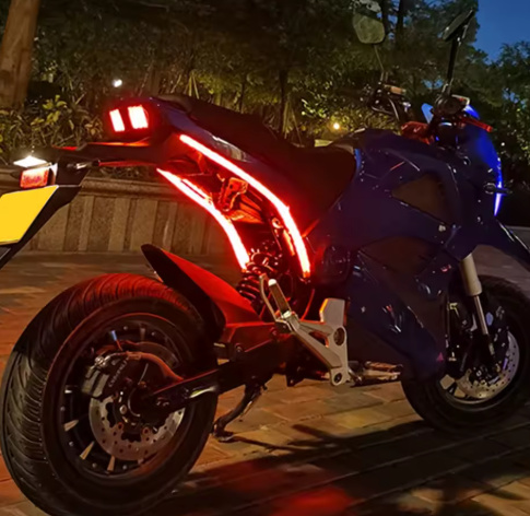 Glowride™ Direccionales Led para motos 🚨(COMBO DE 3 TIRAS)✨