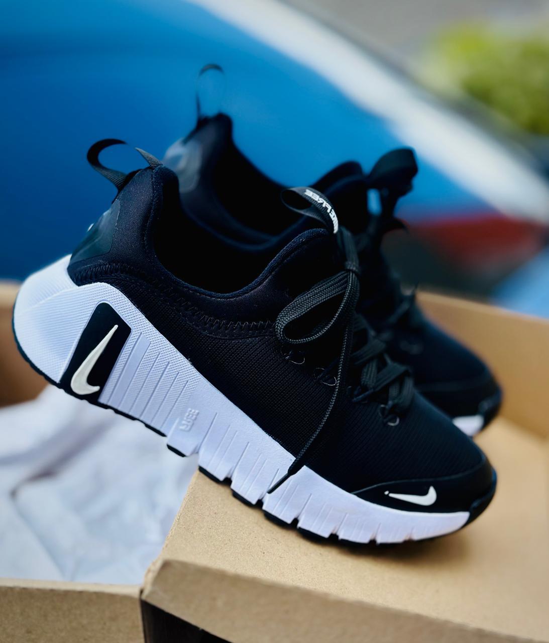 🔥👟 Nike Free Metcon 6 – Potencia y Estilo en Cada Paso 💪✨