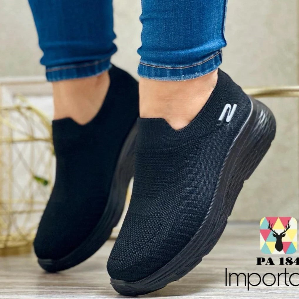 👟✨ Skechers Slip-On – Comodidad y Estilo que te Acompañan