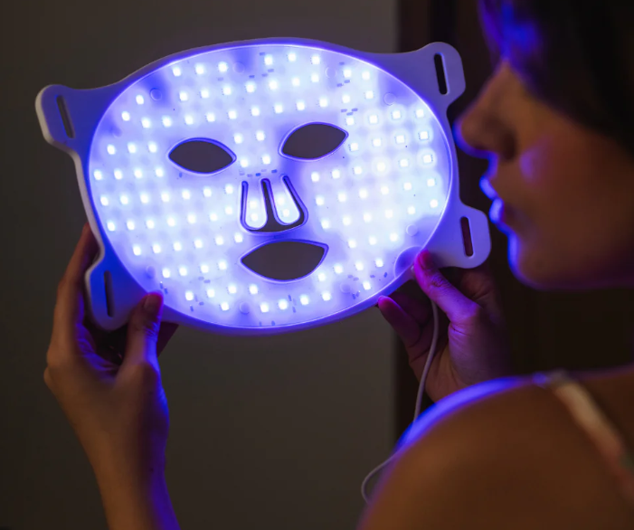 MASCARILLA LED ANTI-ENVEJECIMIENTO