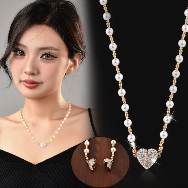 COLLAR DE PERLAS Y CORAZON CON DIAMANTES 💎 : Brilla con amor, deslumbra con elegancia ✨