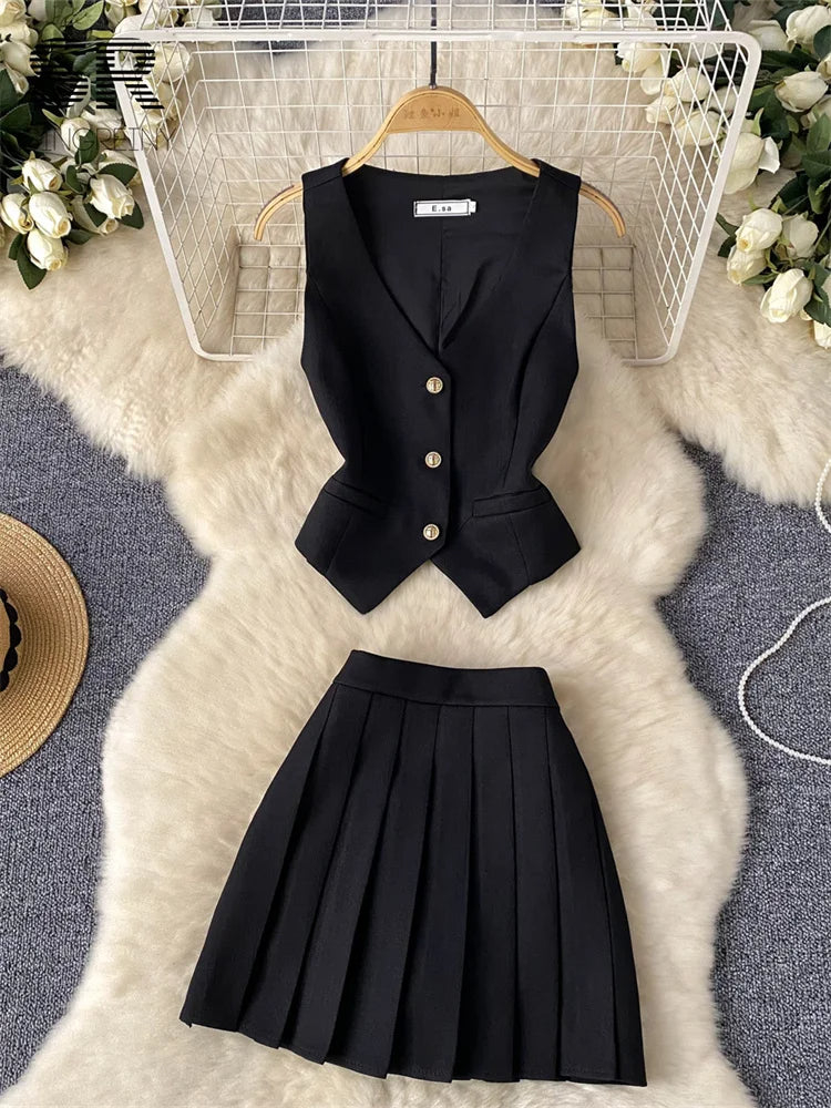 Luxe™ Conjunto Falda y Chaleco