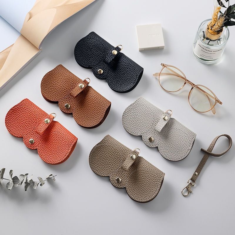 🕶️SET X2 Estuches de Anteojos de Cuero Suave – Diseño Moderno y Elegante